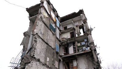 Будинок на Першотравневій, 2, в Ізюмі Будинок на Першотравневій, 2, в Ізюмі