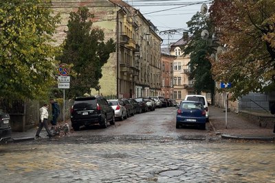 Одна з вулиць міста Чернівці після дощу у жовтні 2026 року Одна з вулиць міста Чернівці після дощу у жовтні 2026 року