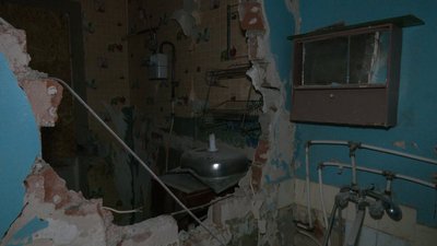 квартира пошкоджений будинок обстріли армія РФ Миколаївка Донецька область 23 листопада 2024 рік квартира пошкоджений будинок обстріли армія РФ Миколаївка Донецька область 23 листопада 2024 рік