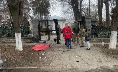На Хмельниччині затримали чоловіків, яких підозрюють у підриві будівлі ТЦК та СП На Хмельниччині затримали чоловіків, яких підозрюють у підриві будівлі ТЦК та СП