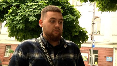 У підземеллі в центрі Житомира проросло дерево через відсутність вентиляції У підземеллі в центрі Житомира проросло дерево через відсутність вентиляції