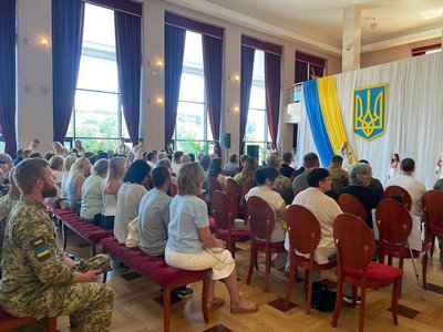 "Це результат багаторічних зусиль": у Черкасах нагородили містян до Дня Державності "Це результат багаторічних зусиль": у Черкасах нагородили містян до Дня Державності