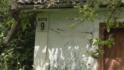 "Мушу тут сидіти — де подінуся". Як живе єдина мешканка села на Вінниччині "Мушу тут сидіти — де подінуся". Як живе єдина мешканка села на Вінниччині