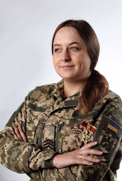 "Дідусь казав, історія повторюється". Бойова медикиня зі Львова про службу у ЗСУ "Дідусь казав, історія повторюється". Бойова медикиня зі Львова про службу у ЗСУ