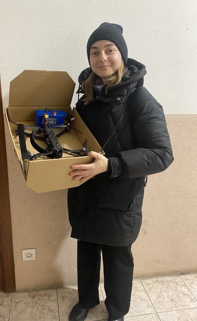 "Скільки б ми не робили, ніколи не зможемо їм віддячити за спокійне життя в тилу": історія волонтерки з Хмельниччини "Скільки б ми не робили, ніколи не зможемо їм віддячити за спокійне життя в тилу": історія волонтерки з Хмельниччини