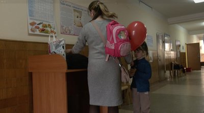 «Вакцинація рятує життя»: до Всесвітнього тижня імунізації дітям у Черкасах дарували розмальовки та повітряні кульки «Вакцинація рятує життя»: до Всесвітнього тижня імунізації дітям у Черкасах дарували розмальовки та повітряні кульки