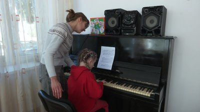 Питання спецшкіл у Мізочі та Чуделі зняли з порядку денного Рівненської облради Питання спецшкіл у Мізочі та Чуделі зняли з порядку денного Рівненської облради