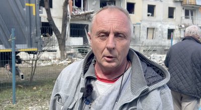 Війська РФ атакували Павлоград, пошкоджені багатоповерхівки. Що кажуть місцеві жителі Війська РФ атакували Павлоград, пошкоджені багатоповерхівки. Що кажуть місцеві жителі