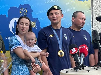 Олімпійський чемпіон з Полтави Олександр Хижняк повернувся в Україну Олімпійський чемпіон з Полтави Олександр Хижняк повернувся в Україну
