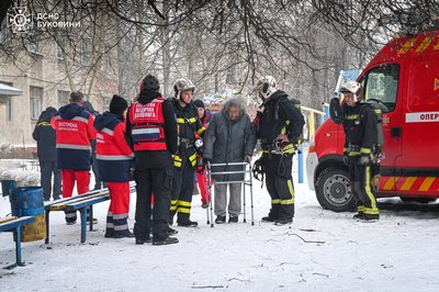 Врятували 15 людей — у гуртожитку на Буковині сталася пожежа Врятували 15 людей — у гуртожитку на Буковині сталася пожежа