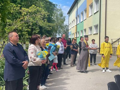 Меморіальна таблиця п'яти бійцям, Почапинці, пам'ять про біців, Почапинський ліцей Меморіальна таблиця п'яти бійцям, Почапинці, пам'ять про біців, Почапинський ліцей