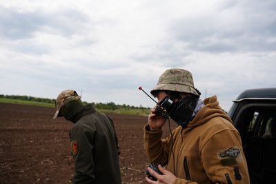 FPV-дрони військовослужбовці 24-ї окремої механізованої бригади імені Короля Данила "Джин" "Флеш" майстерня Донецька область FPV-дрони військовослужбовці 24-ї окремої механізованої бригади імені Короля Данила "Джин" "Флеш" майстерня Донецька область