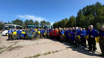 "Зараз він знову служить" — Надія Шевченко зі Звягеля понад 2 роки чекала сина із полону "Зараз він знову служить" — Надія Шевченко зі Звягеля понад 2 роки чекала сина із полону