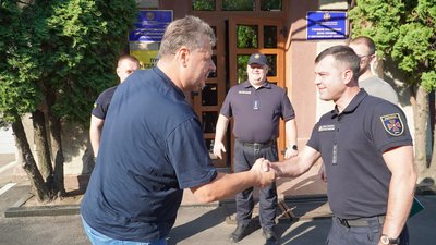 Дмитро Нікулеско призначений новим керівником ДСНС Житомирщини Дмитро Нікулеско призначений новим керівником ДСНС Житомирщини