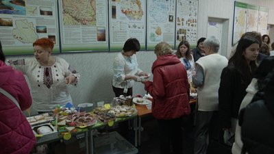 У Вінниці на великодньому ярмарку зібрали 18 тисяч гривень на запчастини для дронів У Вінниці на великодньому ярмарку зібрали 18 тисяч гривень на запчастини для дронів