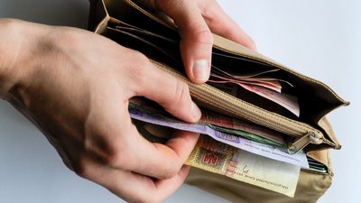 Гроші в гаманці Гроші в гаманці
