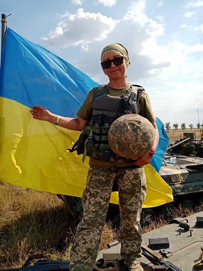 "Знаходжу себе у творчості": історія ветеранки Мирослави Ільчишиної "Знаходжу себе у творчості": історія ветеранки Мирослави Ільчишиної