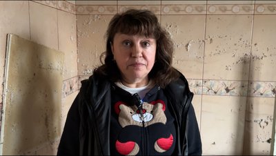 На Дніпропетровщині під час розчищення квартири від сміття знайшли живу людину На Дніпропетровщині під час розчищення квартири від сміття знайшли живу людину