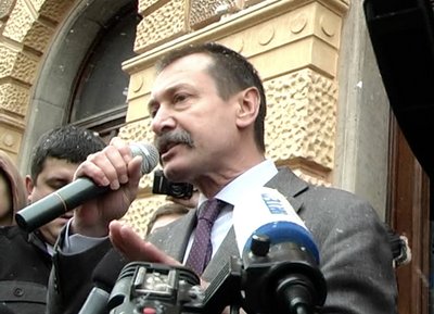 Голосування проти заборони церков, пов'язаних з РФ, менша активність в Раді, критика уряду. Що у ВР робить нардеп Папієв Голосування проти заборони церков, пов'язаних з РФ, менша активність в Раді, критика уряду. Що у ВР робить нардеп Папієв