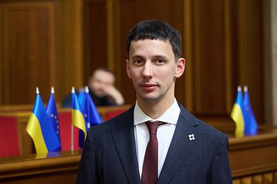 Топ найбагатших нардепів з Одещини: що задекларували Гончаренко, Дмитрук, Леонов та інші у 2024 році Топ найбагатших нардепів з Одещини: що задекларували Гончаренко, Дмитрук, Леонов та інші у 2024 році