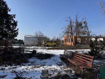 "Тут буду і помирати, нікуди не поїду". Як живуть у прикордонній Великій Писарівці "Тут буду і помирати, нікуди не поїду". Як живуть у прикордонній Великій Писарівці