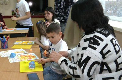 Інклюзивне навчання: на Хмельниччині відкрили простір для дітей з особливими освітніми потребами Інклюзивне навчання: на Хмельниччині відкрили простір для дітей з особливими освітніми потребами
