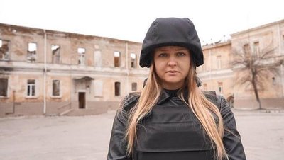 Письменниця й кореспондентка Суспільного Альона Мовчан отримала стипендію Президента України Письменниця й кореспондентка Суспільного Альона Мовчан отримала стипендію Президента України