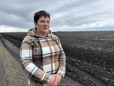 Дві аграрні фірми на Полтавщині конфліктують через паї селян: хто і чому незаконно засіває землю