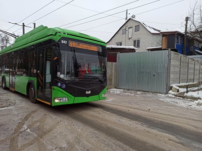 У Житомирі вийшли на маршрути тролейбуси, термін дії безлімітних транспортних карток продовжать