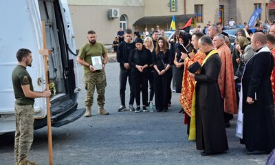 Похорон Тараса Бурачка, ЗСУ, прощання із воїном Похорон Тараса Бурачка, ЗСУ, прощання із воїном
