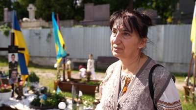 Мама військового Оксана Скибик Мама військового Оксана Скибик