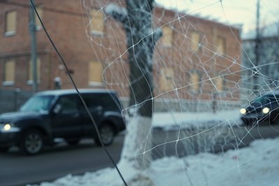 Антидронові сітки на вулицях Ізюма Антидронові сітки на вулицях Ізюма