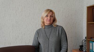 “Не всі можуть з’їздити в Суми”: мобільний сервісний центр МВС працював у В. Чернеччині “Не всі можуть з’їздити в Суми”: мобільний сервісний центр МВС працював у В. Чернеччині