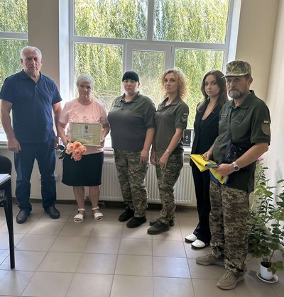 На Одещині родині захисника передали відзнаку «За поранення» На Одещині родині захисника передали відзнаку «За поранення»