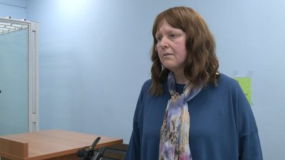"Дитина тільки почала жити": у Чернігові слухали справу про відібрання дочки у найстаршої матері України Підвербної "Дитина тільки почала жити": у Чернігові слухали справу про відібрання дочки у найстаршої матері України Підвербної