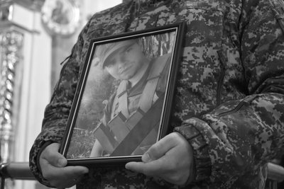 У Луцьку попрощалася з двома бійцями У Луцьку попрощалася з двома бійцями