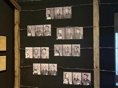 "Це відсил запобігти геноциду в майбутньому": у Дніпрі вшанували памʼяті жертв Голокосту "Це відсил запобігти геноциду в майбутньому": у Дніпрі вшанували памʼяті жертв Голокосту
