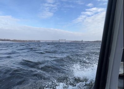 На Кременчуцькому водосховищі рятувальники чергують на аероглісері На Кременчуцькому водосховищі рятувальники чергують на аероглісері