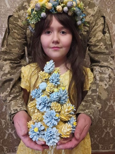 Мистецтво онлайн: виставку патріотичних ялинок відкривають житомиряни