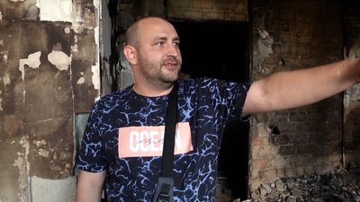 Житомирянин Юрій Мельничук розповів, що його квартира у багатоповерховому будинку зруйнована повністю Житомирянин Юрій Мельничук розповів, що його квартира у багатоповерховому будинку зруйнована повністю