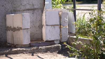 "У будинок влетіли дві "Герані", а я вижила": як живуть в прифронтовому Добропасовому на Дніпропетровщині "У будинок влетіли дві "Герані", а я вижила": як живуть в прифронтовому Добропасовому на Дніпропетровщині