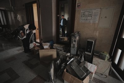 Будівля фармуніверситету у Харкові, пошкоджена російським ударом Будівля фармуніверситету у Харкові, пошкоджена російським ударом