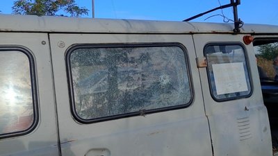 Армія РФ атакувала безпілотником автомобіль бригади «Запоріжжяобленерго» у Запорізькому районі Армія РФ атакувала безпілотником автомобіль бригади «Запоріжжяобленерго» у Запорізькому районі