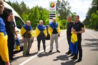 Україна повернула з російського полону семеро цивільних українців — Лубінець Україна повернула з російського полону семеро цивільних українців — Лубінець