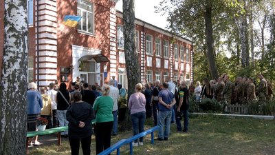 На Вінниччині на честь загиблого нацгвардійця відкрили меморіальну дошку
