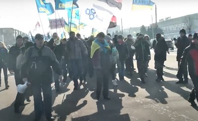 Хода біля Палацу спорту у Харкові 22 лютого 2015 року Хода біля Палацу спорту у Харкові 22 лютого 2015 року