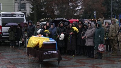 Мав нагороди від Міноборони України: з військовим Іваном Добрелею попрощались у Рівному Мав нагороди від Міноборони України: з військовим Іваном Добрелею попрощались у Рівному