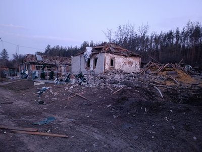 "За ніч прилітає до семи КАБів": росіяни три ночі поспіль атакували село Оскіл на Харківщині "За ніч прилітає до семи КАБів": росіяни три ночі поспіль атакували село Оскіл на Харківщині
