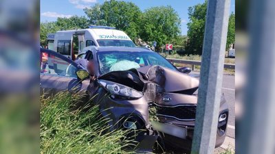 Водій вʼїхав у ліхтар: на Черкащині внаслідок ДТП жінка отримала травми