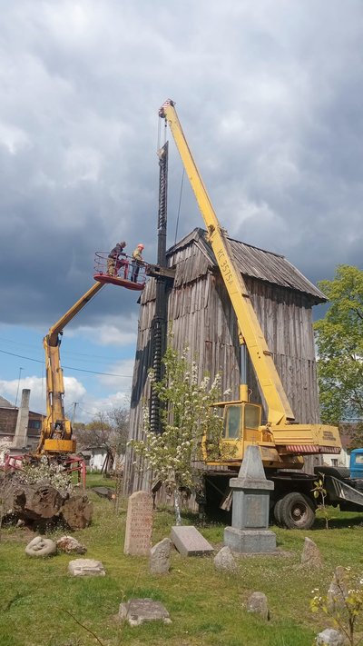 В музеї просто неба на Рівненщині відремонтували вітряк: млин, якому більше ста років ушкодило під час ракетного удару В музеї просто неба на Рівненщині відремонтували вітряк: млин, якому більше ста років ушкодило під час ракетного удару